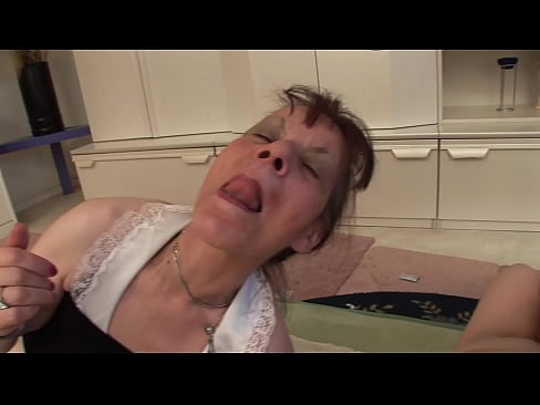 ❤️ Deux grands-mères et un grand-père font une partie à trois Vidéo de porno at fr.fitorganic.top ❌